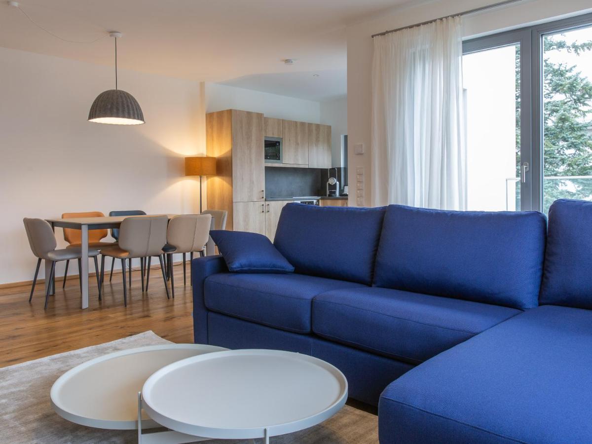 Premium * Wien